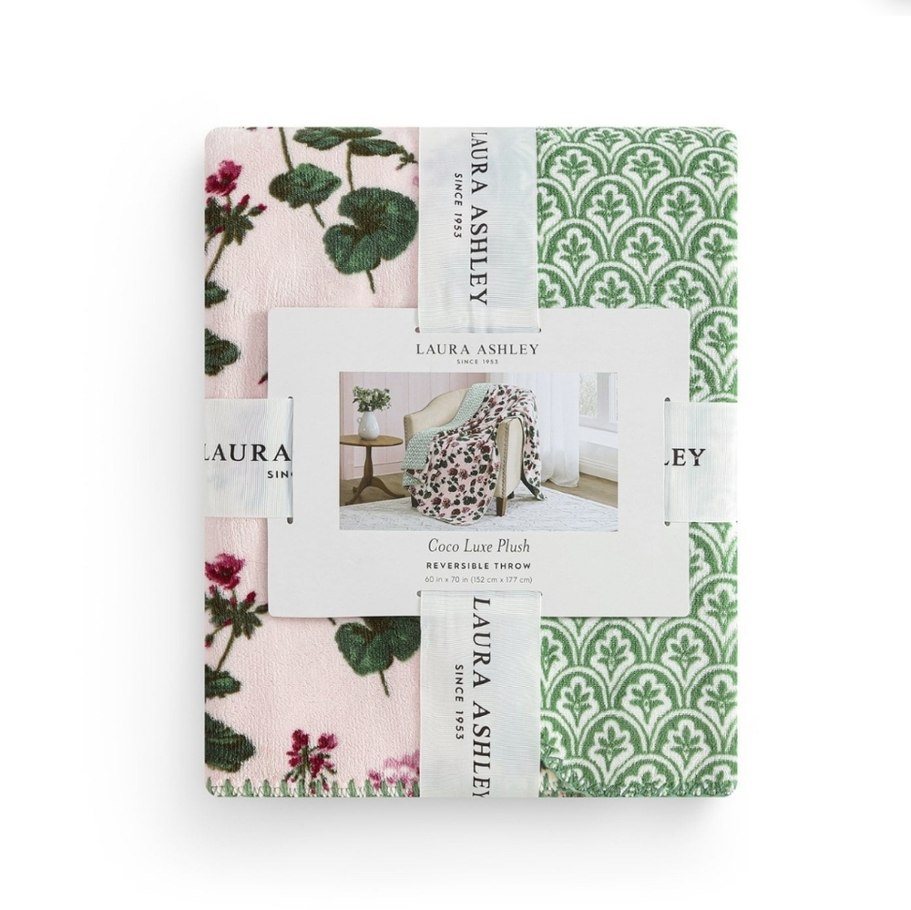 Laura Ashley Coco Plush Reversible Throw Blanket 60in X 70in - Picture 2 of 5